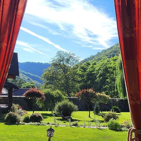 Casa De Piatra Villa Strungari Dış mekan fotoğraf