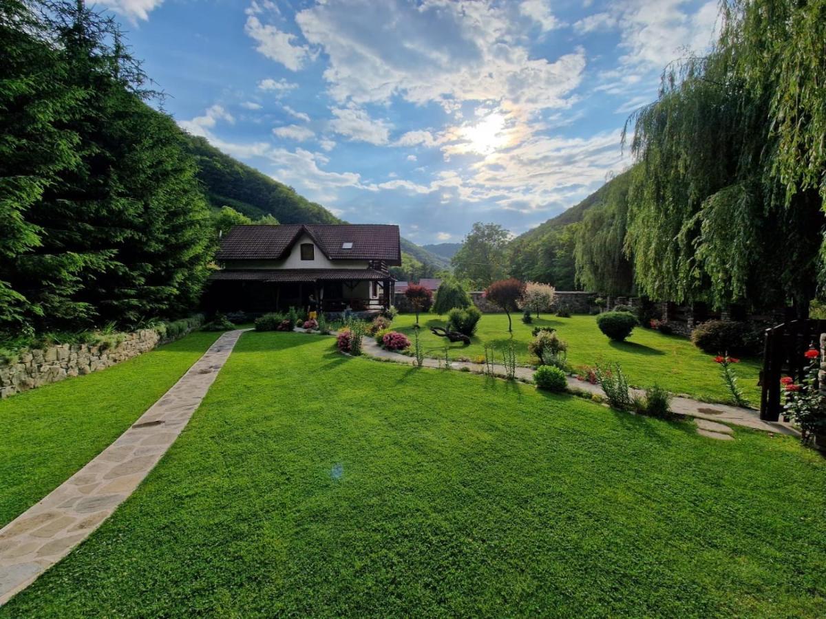 Casa De Piatra Villa Strungari Dış mekan fotoğraf